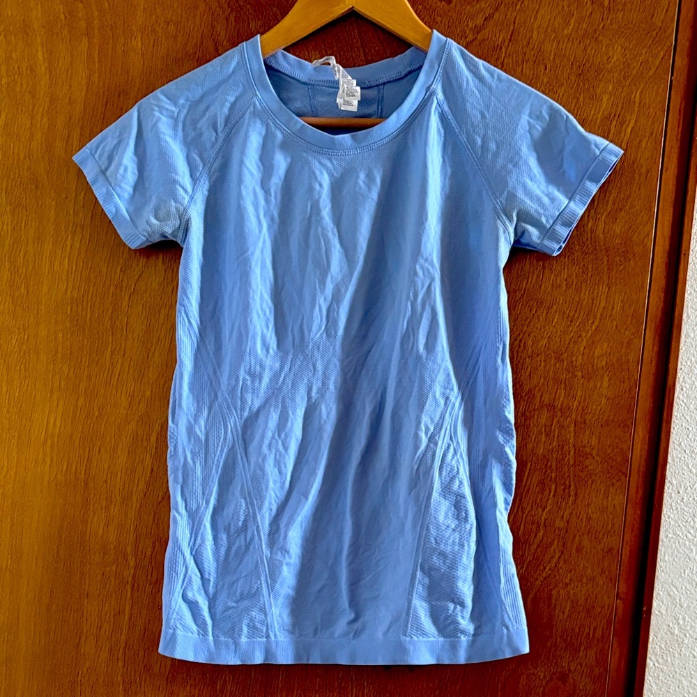Athleta // quick dry tee